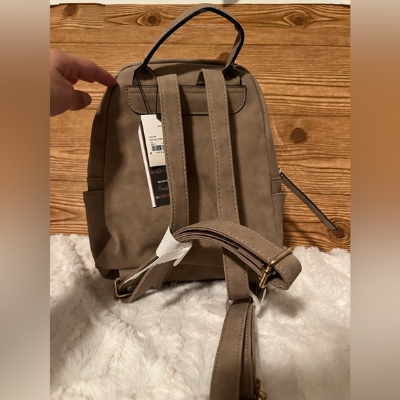 VR NYC - double compartment backpack-taupe - Picture 6 of 8